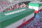 ورود خودروی حامل پیکر امام شهید به خیابان آزادی و حرکت به سمت غرب