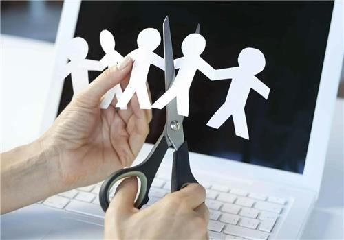 خبر مهم برای کارمندان/ این کارمندان تعدیل و عزل نمی‌شوند