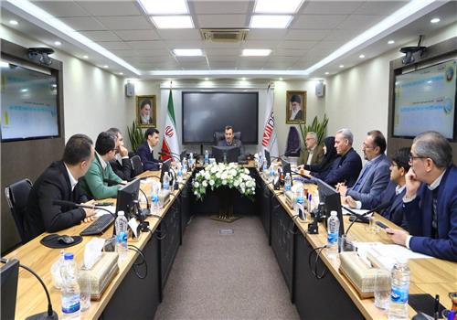 3 دستور سمیعی نژاد برای اجرای پروژه های چادرملو/ تعریف پروژه جدید در زنجیره فولاد، نیازمند اخذ مجوز از ایمیدرو است