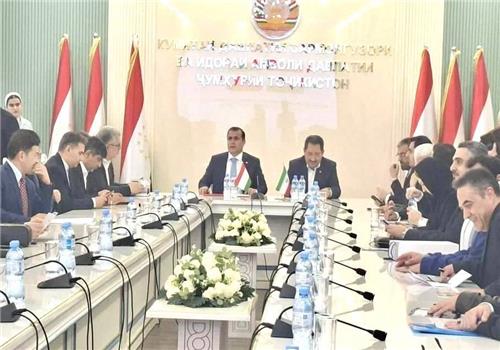 تقویت سرمایه گذاری و همکاری‌های صنعتی و معدنی ایران و تاجیکستان