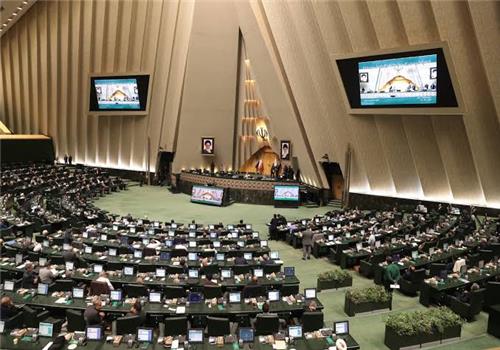 مجلس با حضور وزیر صمت تشکیل جلسه می‌دهد