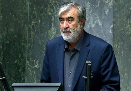عزیزی: ماده 12 طرح مقابله با نفوذ در پی شفافیت فعالیت‌هاست، نه جرم‌انگاری
