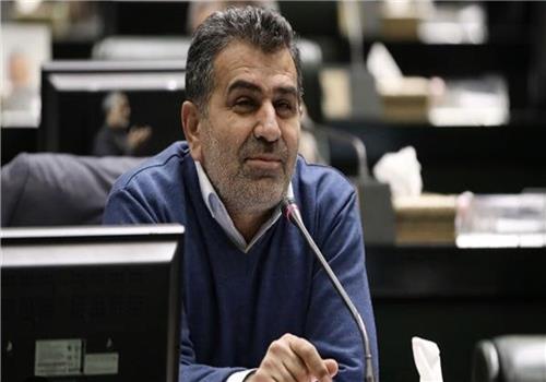 رئیس کمیسیون اجتماعی: بازگشت به مردمی‌سازی واقعی راه نجات حوزه اقتصادی است