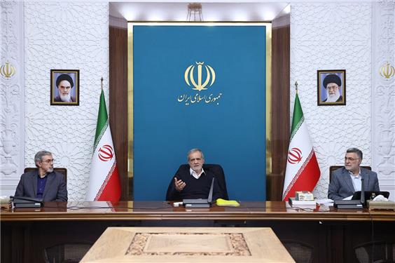 دستورات رئیس‌جمهور در زمینه تأمین ارز مورد نیاز دارو و تجهیزات پزشکی