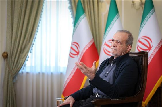 پزشکیان: مبلغ کالابرگ افزایش می‌یابد/ اصلاح نظام بانکی ادامه دارد