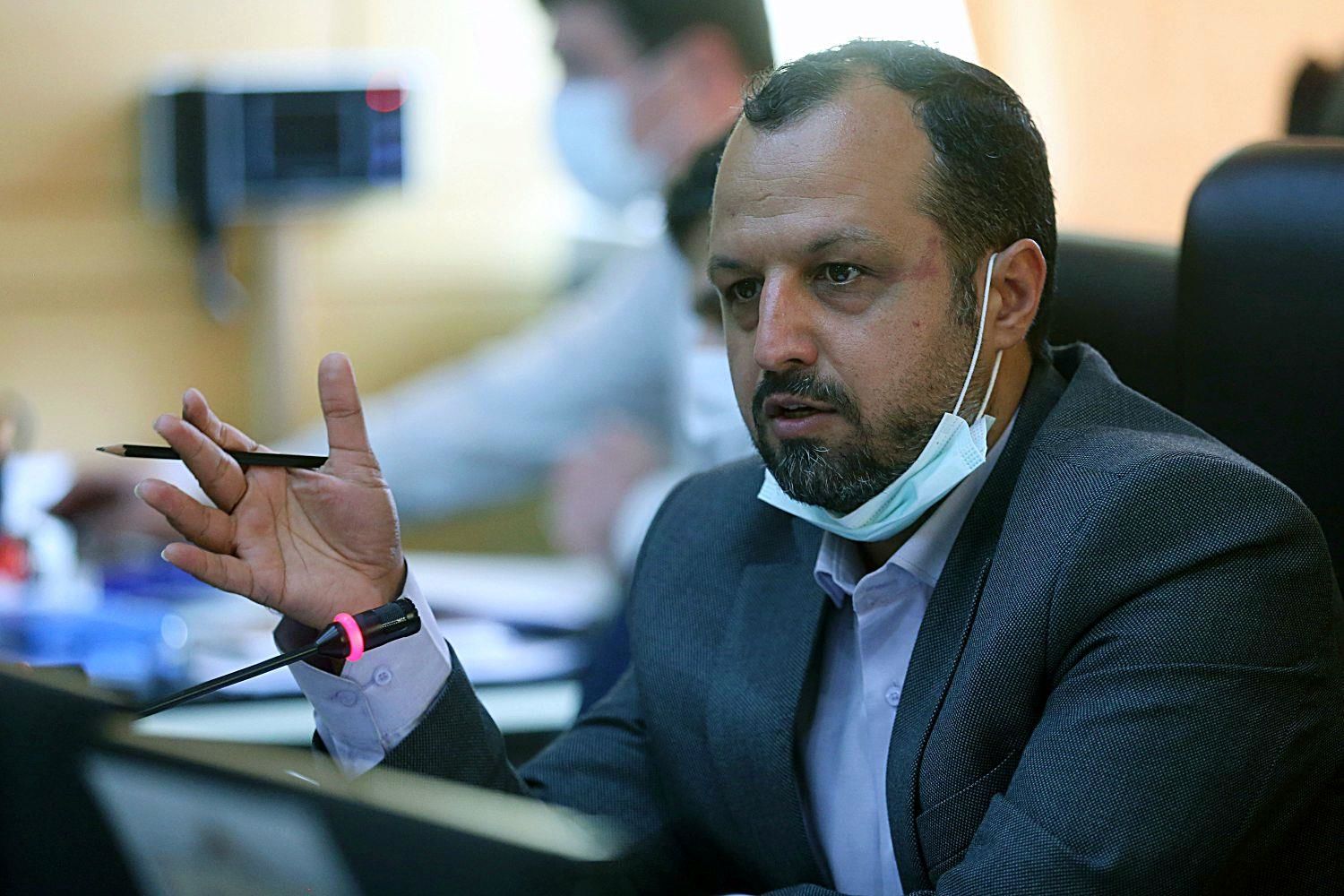 نرخ تورم با نقطه ایده آل فاصله دارد