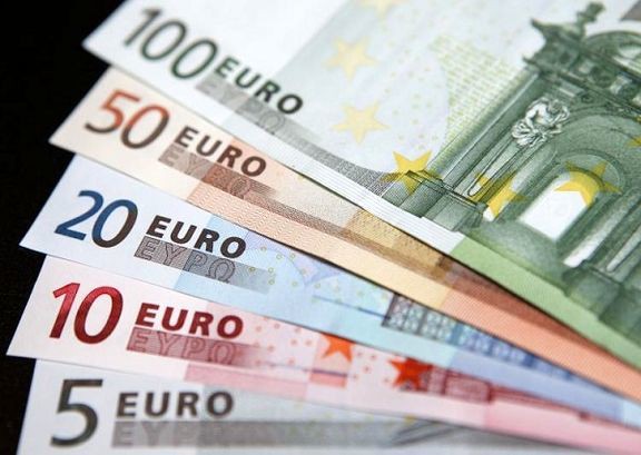 قیمت یورو امروز ۳ آذر ماه ۱۴۰۱ / یورو در صرافی ملی وارد کانال ۳۲ هزار تومان شد