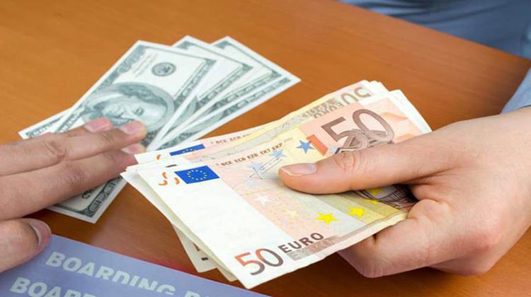 آغاز فعالیت مرکز مبادله ارز و طلا؛ از فردا