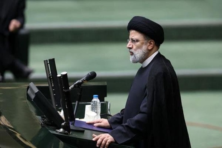 رئیسی فردا برای دفاع از «صحرایی» به مجلس می‌رود
