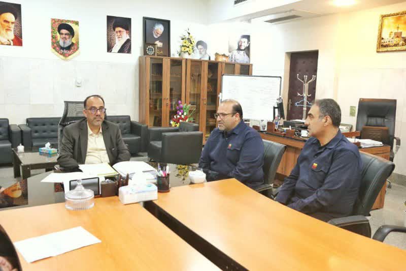 مدیرعامل شرکت فولاد خوزستان با دادستان عمومی و انقلاب مرکز استان خوزستان دیدار نمود