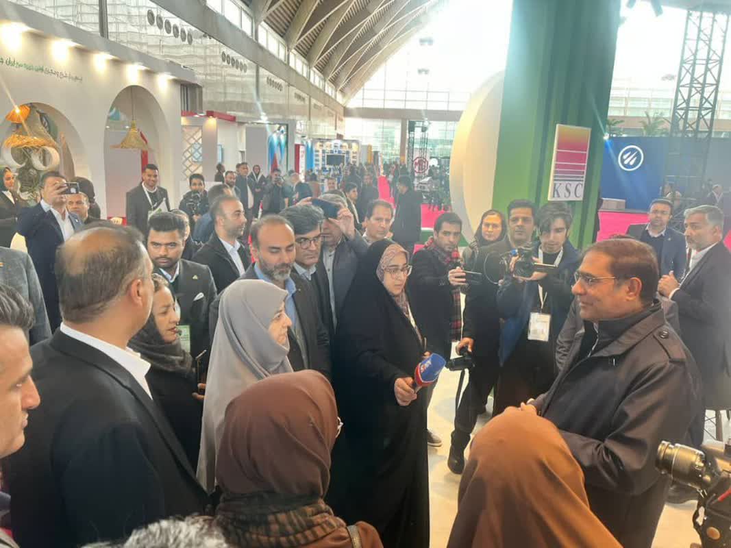 صبح امروز ۲۸ آذرماه ۱۴۰۳ بیست و دومین نمایشگاه بین‌المللی محیط زیست با محوریت مشارکت همگانی، اقتصاد سبز، آینده پایدار در مرکز نمایشگاه‌های بین‌المللی شهر آفتاب تهران آغاز شد.