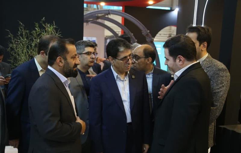 تقدیر مدیرعامل شستا از نقش راهبردی ذوب‌آهن اصفهان در توسعه زیرساخت‌های کشور