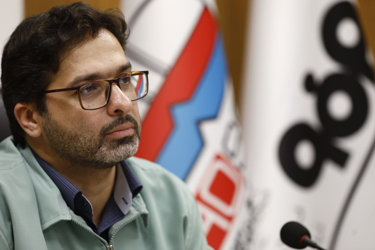 مدیرعامل شرکت فولاد هرمزگان در جلسه کنترل بودجه مطرح کرد: لزوم بهره‌گیری درست از ظرفیت‌های موجود و کنترل هزینه‌ها در سازمان