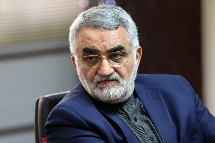 بروجردی:مردم برغم انتقادات و اختلافات سیاسی،متحد و همدل ایستاده اند/ پیروز نهایی ایران است