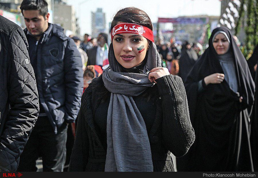 تمامی تفکرات و ادیان در ایران تحت آوای رهبر انقلاب متحد شدند/ توطئه دشمن نقش برآب شد