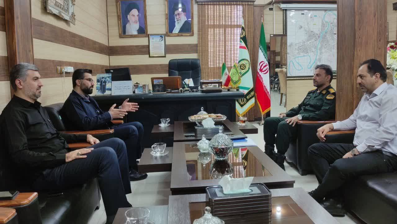 معاون منابع انسانی و امور اجتماعی شرکت فولاد خوزستان با فرمانده انتظامی شهرستان اهواز دیدار نمود