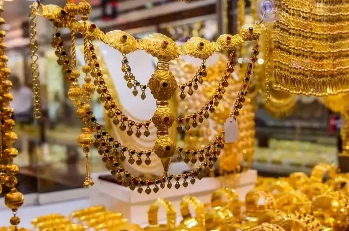 تب و تاب بازار ارز، طلا را تکان داد