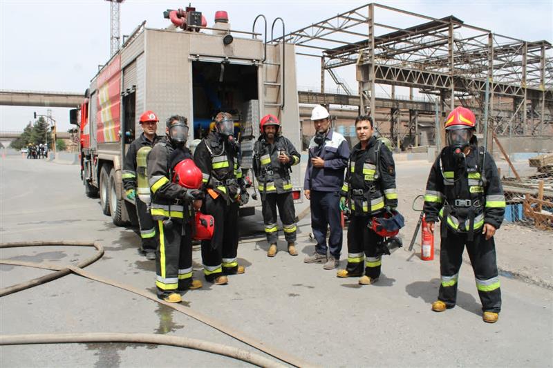 نکوداشت هفته پدافند غیرعامل در ذوب آهن اصفهان