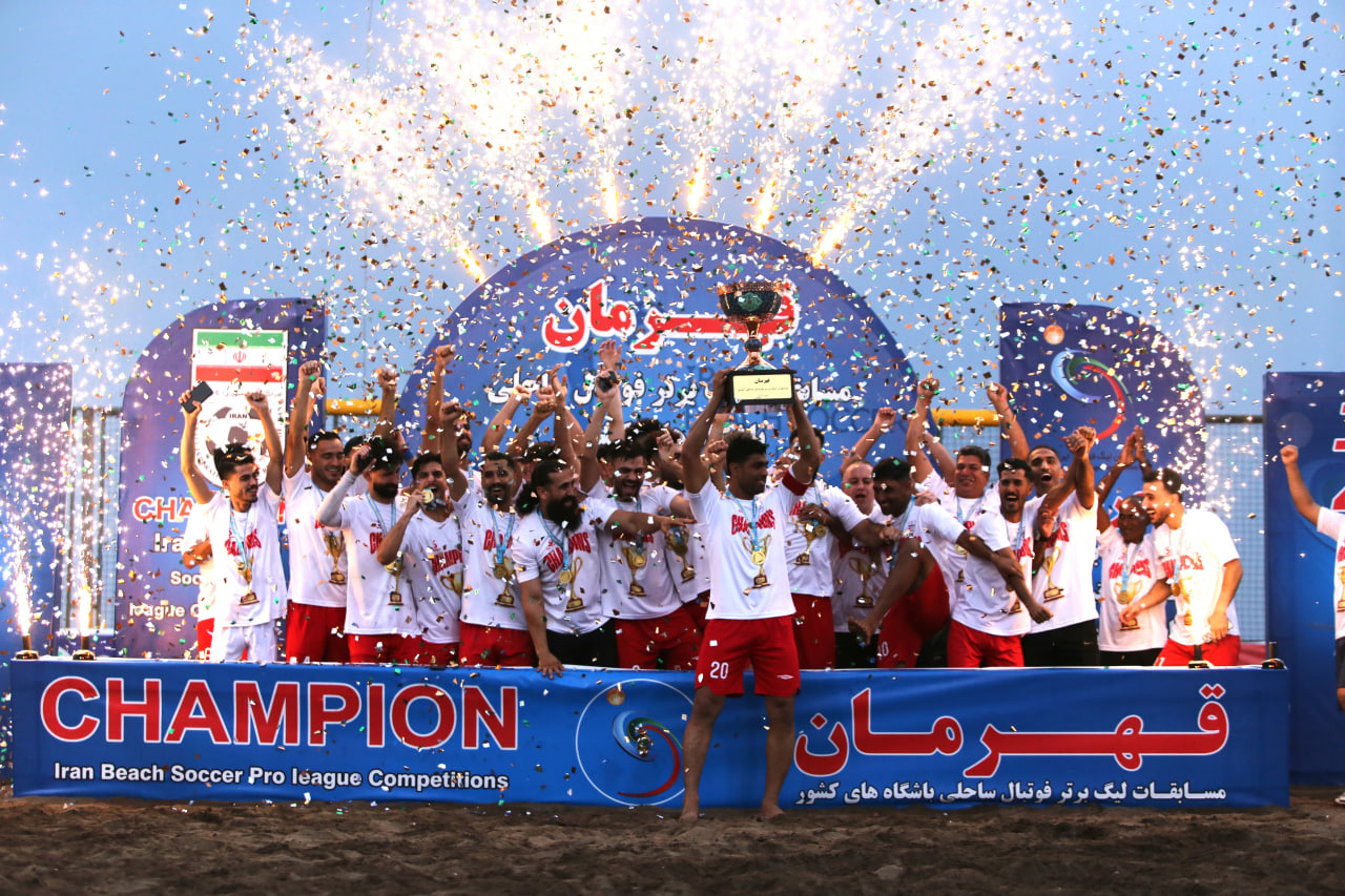 ایستگاه پایانی لیگ برتر فوتبال ساحلی کشور؛ فولاد هرمزگان جام قهرمانی بالای سر برد