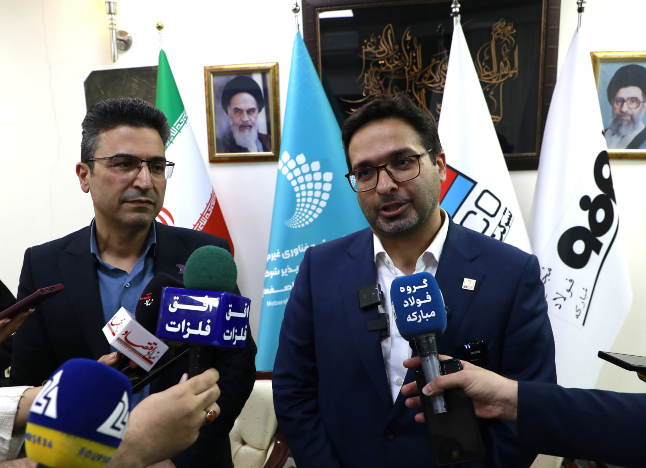 مدیرعامل شرکت فولاد هرمزگان مطرح کرد: نگاه به آینده صنعت فولاد با تفاهم‌نامه صندوق سرمایه‌گذاری خطرپذیر مبارکه و فولاد هرمزگان