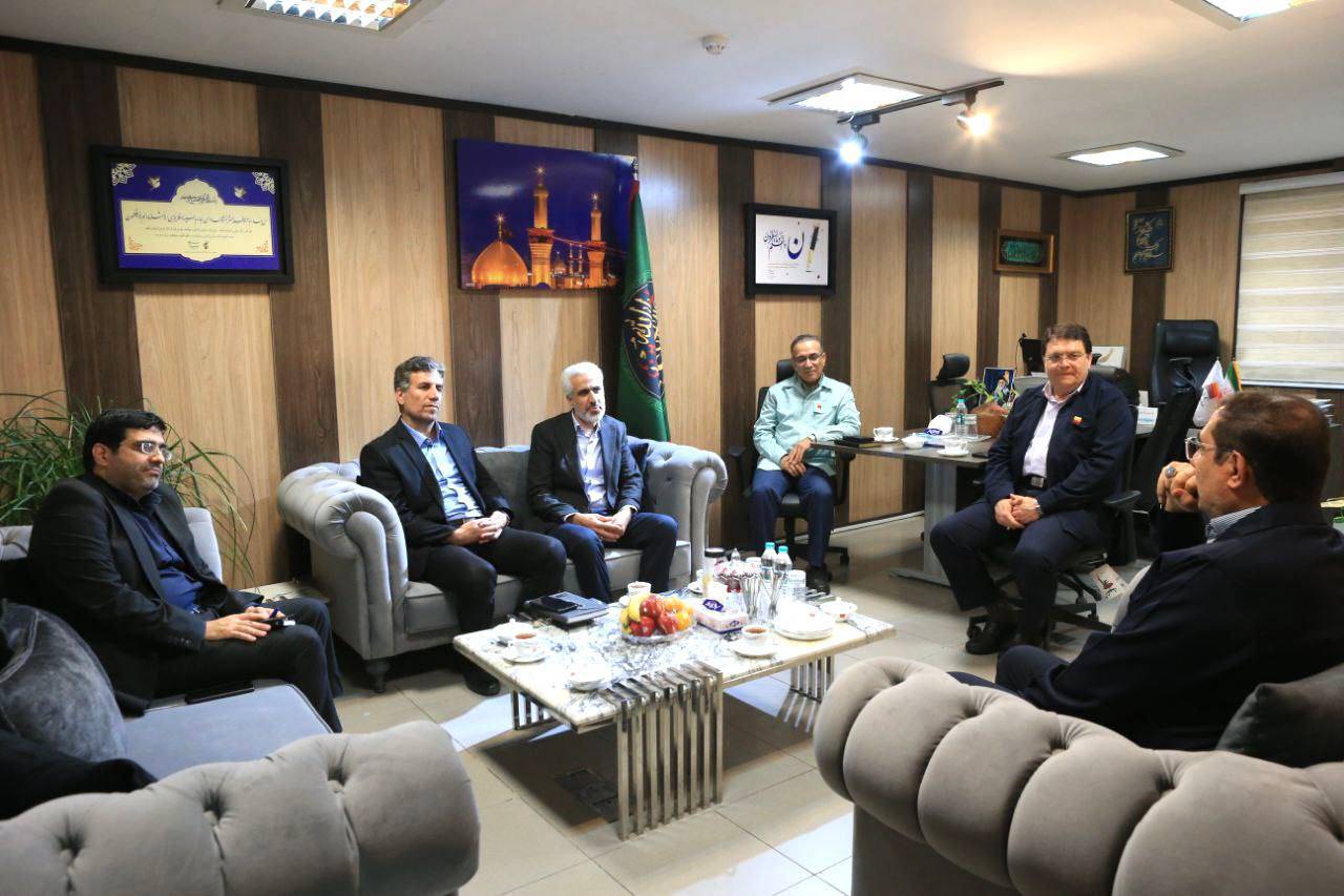 دیدار دبیر ستاد نانو کشور با قائم مقام مدیرعامل در امور ستادی و مسؤلیتهای اجتماعی