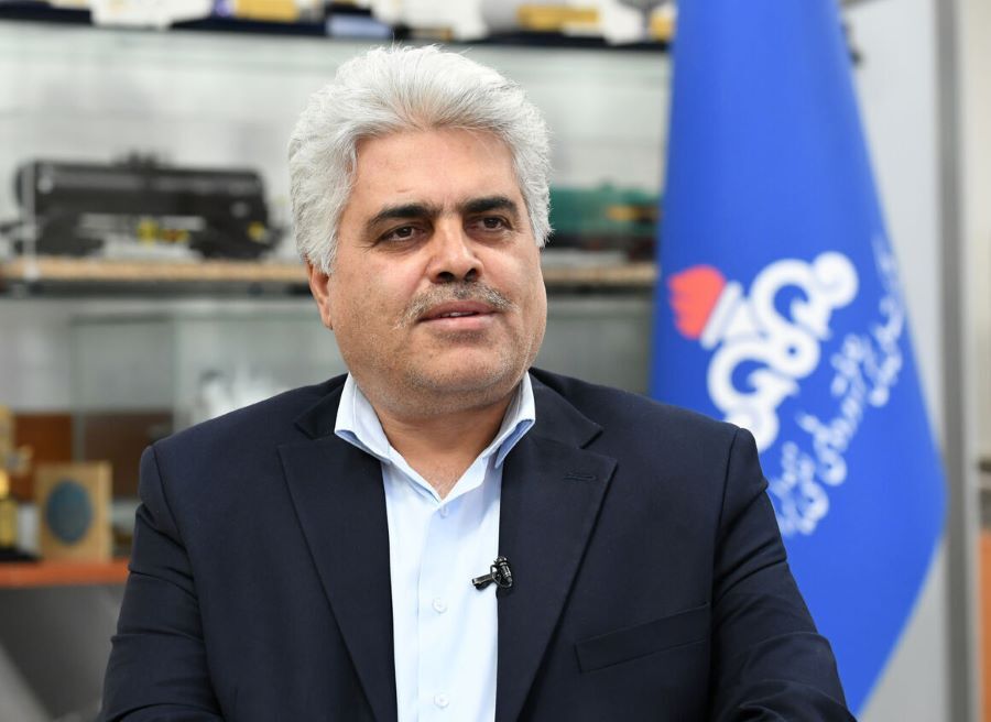 سهمیه بنزین خودروهای تعویض پلاکی قطع نمی‌شود