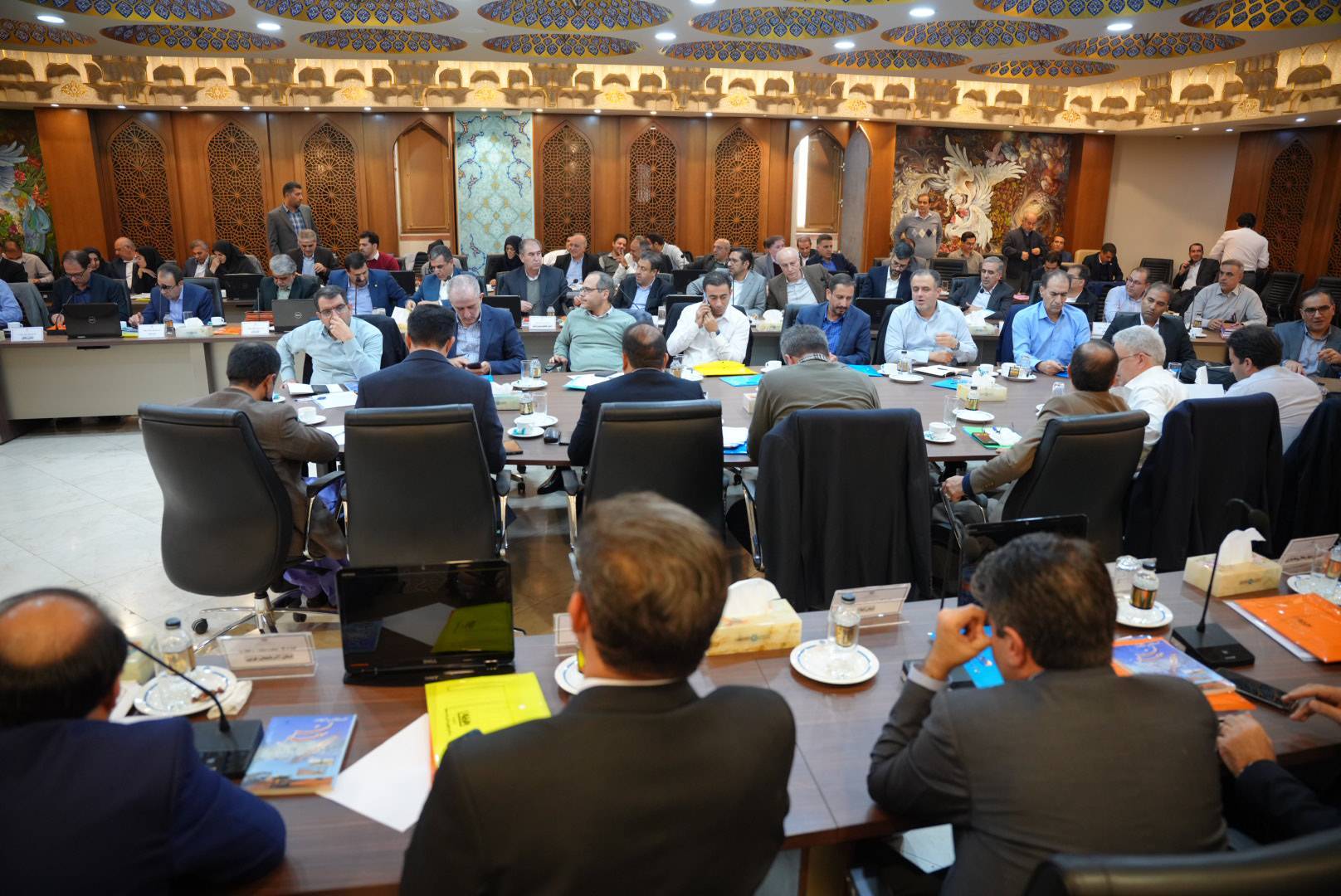 برگزاری گردهمایی سالانه معاونت امور معادن و صنایع معدنی و مدیران کل و معاونین صمت استانی