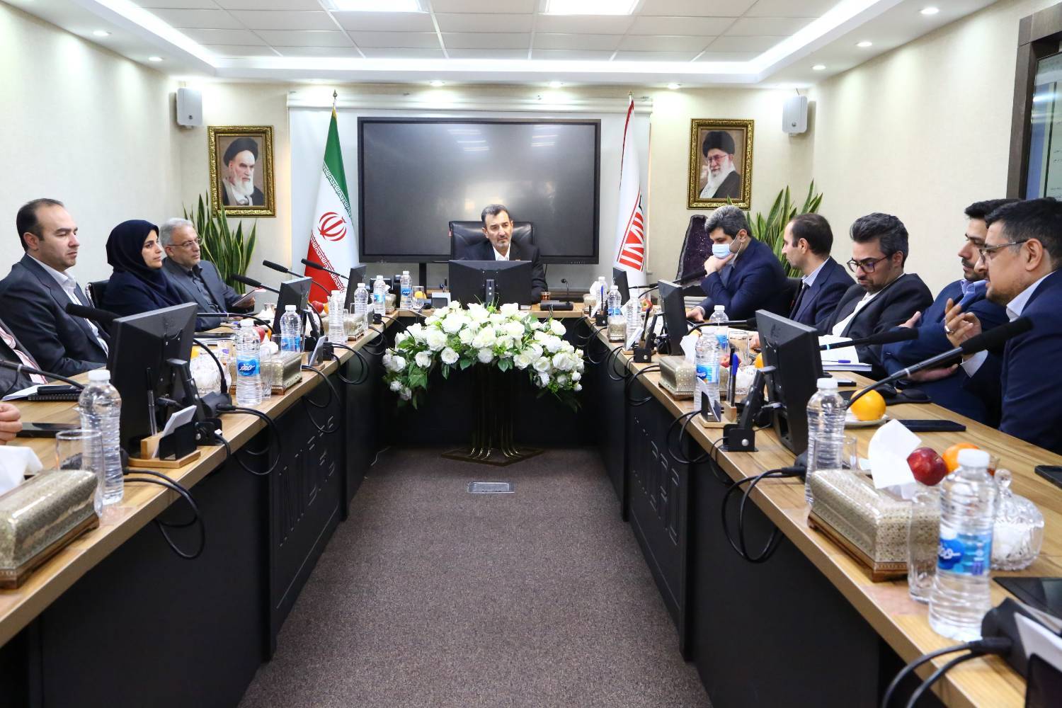 در نشست رئیس هیات عامل ایمیدرو و مدیرعامل بورس کالای ایران اعلام شد: