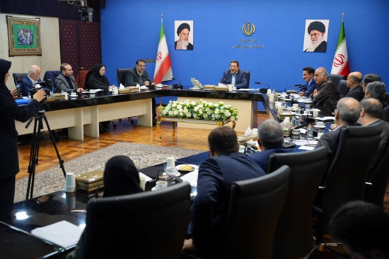 نشست وزیر صمت با اعضای انجمن صنایع پتروشیمی