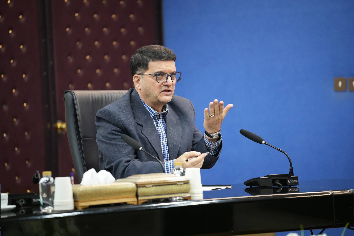 محدودیت منابع ارزی بانک مرکزی چالش پیش‌پای سیاست تجاری کشور