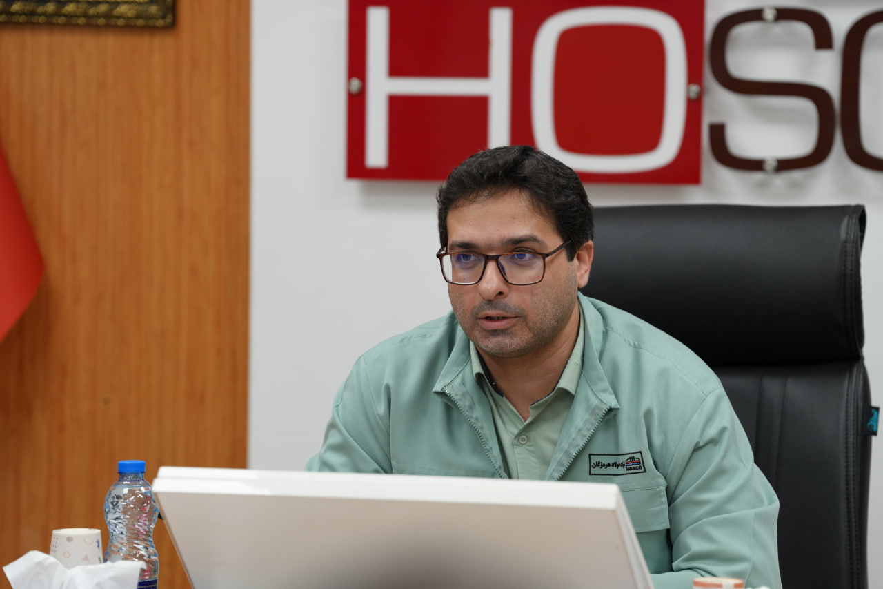 مدیرعامل شرکت فولاد هرمزگان در کمیته عالی تحول: الگوگیری از تجربه‌های جهانی در فولاد هرمزگان؛ ضرورتی اجتناب ناپذیر است