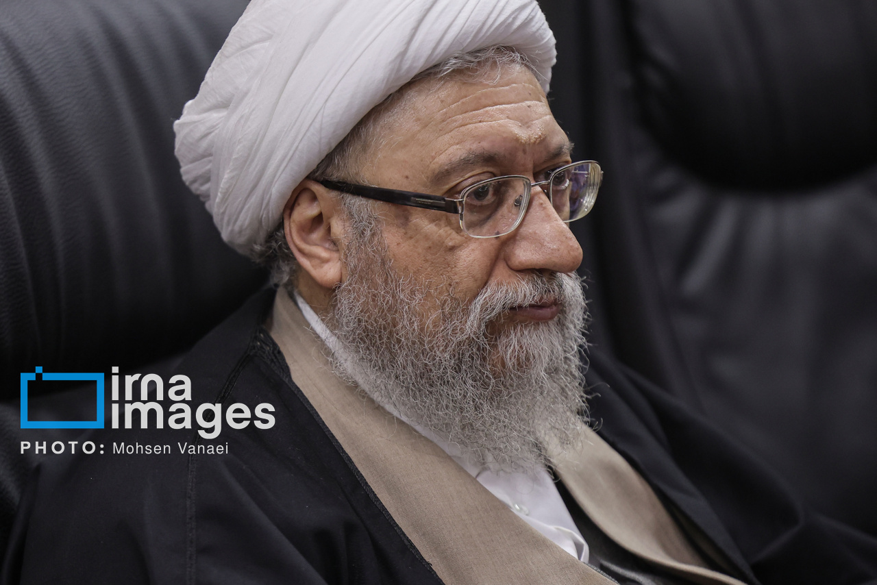 آملی لاریجانی: سردار تنگسیری ضربات سهمگینی بر متجاوزین آمریکایی-صهیونی وارد ساخت