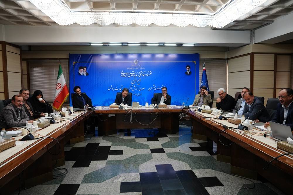 پیگیری اولویت‌های تولید در سایه عزم دولتی/ بازسازی شتابان صنایع خسارت‌دیده در دستور کار