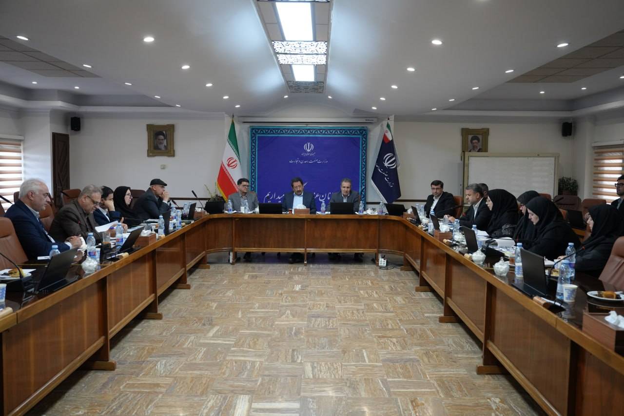 در نشست هم‌اندیشی با مدیران معاونت صنایع عمومی وزارت صمت مطرح شد؛