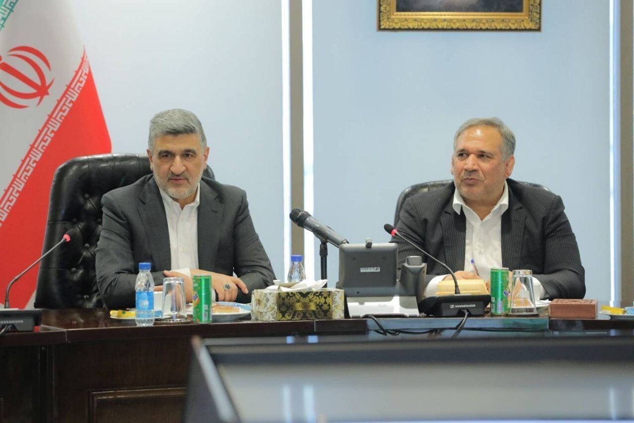 حمایت دولت و ارکان سیاست‌گذاری از بازار سرمایه در شرایط فعلی ضروری است