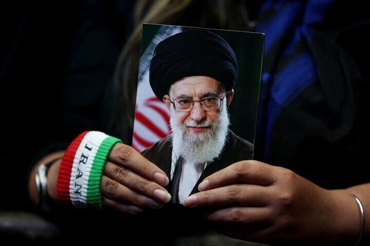 شهید خامنه‌ای معمار دوران تثبیت و اقتدار جمهوری اسلامی بودند